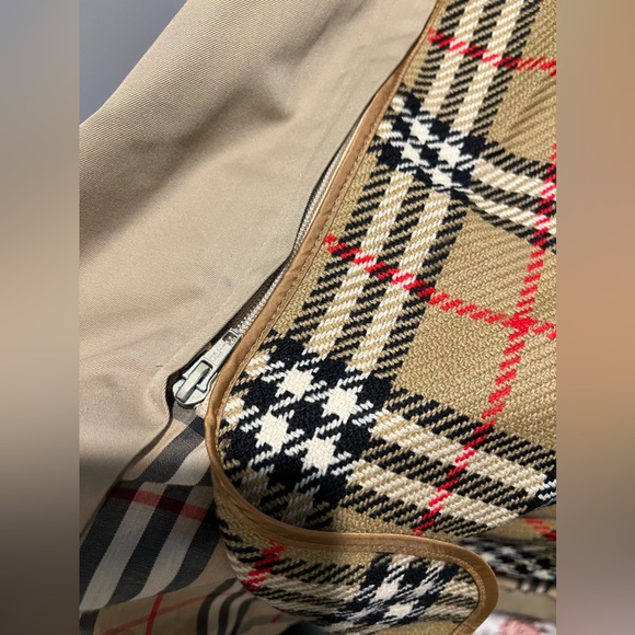 ❌SOLD❌Vintage Oversized BURBERRY Nova Check British Khaki Trench - Mint! - Picture 14 of 16